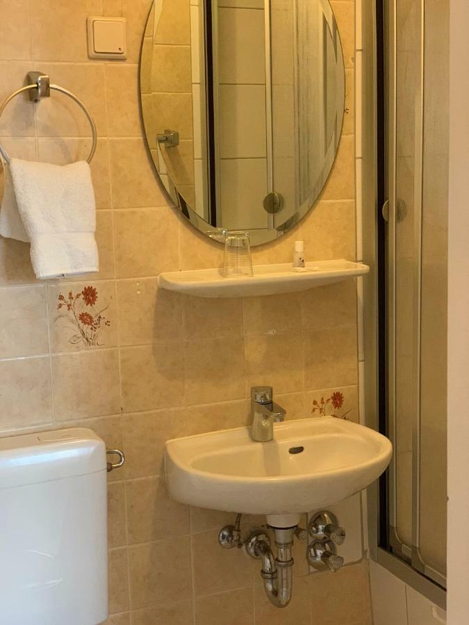 Hotel Jeong Moers